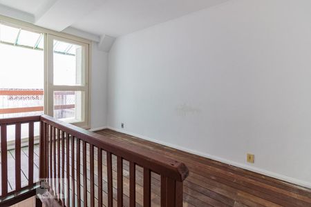 Dormitório de kitnet/studio à venda com 1 quarto, 32m² em Partenon, Porto Alegre