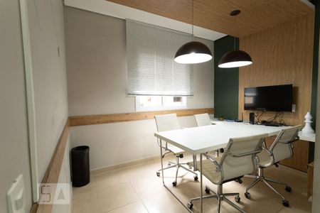 Apartamento à venda com 45m², 2 quartos e 1 vaga Apartamento à venda com 45m², 2 quartos e 1 vagaHome Office