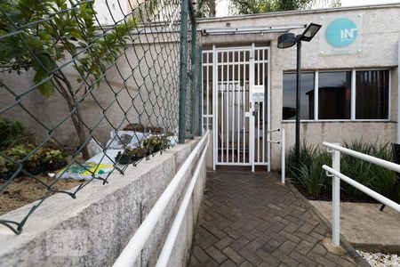 Apartamento à venda com 45m², 2 quartos e 1 vaga Apartamento à venda com 45m², 2 quartos e 1 vagaFachada