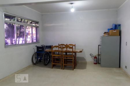Apartamento à venda com 70m², 2 quartos e sem vagaÁrea comum - Salão de festas