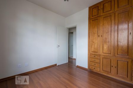 Quarto de apartamento para alugar com 2 quartos, 69m² em Santo Antônio, Belo Horizonte