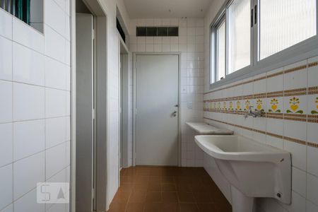 Apartamento para alugar com 69m², 2 quartos e 1 vagaÁrea de Serviço
