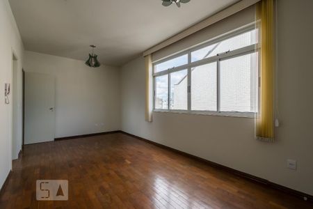 Quarto de apartamento para alugar com 2 quartos, 69m² em Santo Antônio, Belo Horizonte