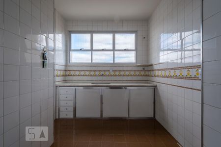 Apartamento para alugar com 69m², 2 quartos e 1 vagaCozinha