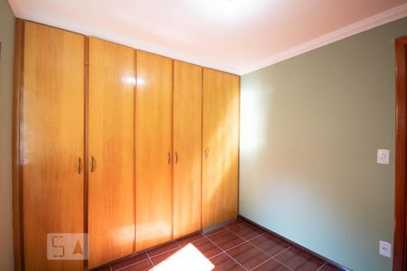 Casa para alugar com 250m², 3 quartos e 4 vagas Casa para alugar com 250m², 3 quartos e 4 vagasSuíte
