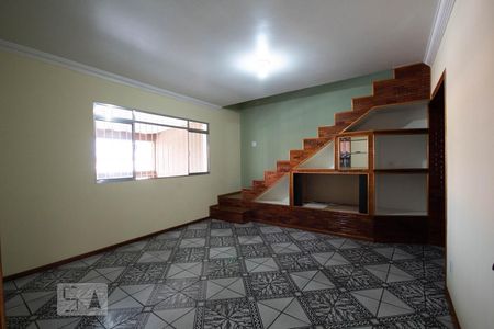 Sala de casa para alugar com 3 quartos, 250m² em Cipava, Osasco