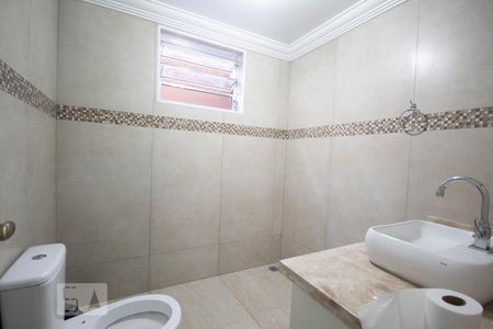 Lavabo de casa para alugar com 3 quartos, 250m² em Cipava, Osasco