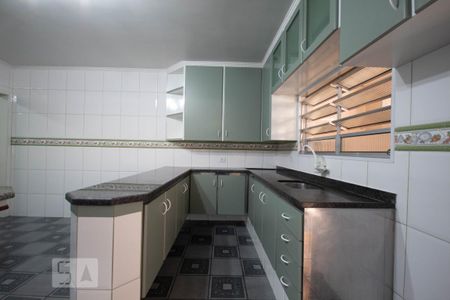 Casa para alugar com 250m², 3 quartos e 4 vagas Casa para alugar com 250m², 3 quartos e 4 vagasCozinha