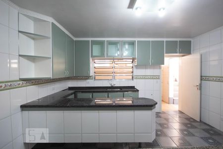 Casa para alugar com 250m², 3 quartos e 4 vagas Casa para alugar com 250m², 3 quartos e 4 vagasCozinha