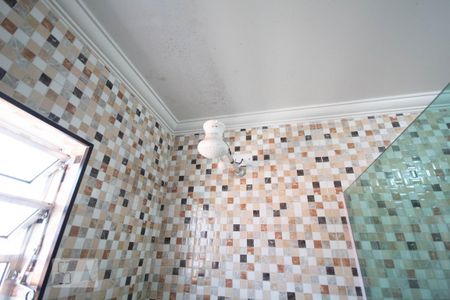 Casa para alugar com 250m², 3 quartos e 4 vagas Casa para alugar com 250m², 3 quartos e 4 vagasBanheiro Corredor