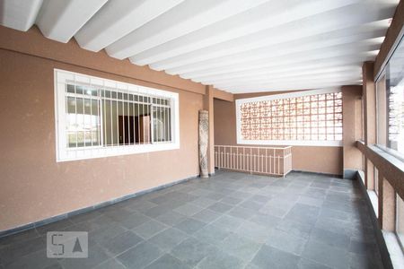 Sacada de casa para alugar com 3 quartos, 250m² em Cipava, Osasco