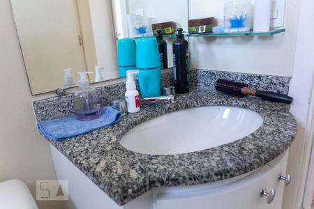 Apartamento à venda com 63m², 3 quartos e 1 vagaBanheiro Social