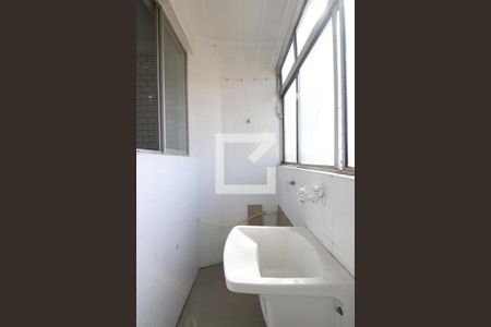 Apartamento para alugar com 64m², 2 quartos e 1 vagaÁrea de Serviço