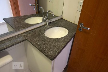 Apartamento para alugar com 64m², 2 quartos e 2 vagasBanheiro Corredor
