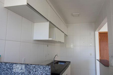 Apartamento para alugar com 64m², 2 quartos e 2 vagasCozinha - Armários