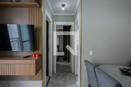 Corredor de apartamento para alugar com 2 quartos, 43m² em Parque Reboucas, São Paulo