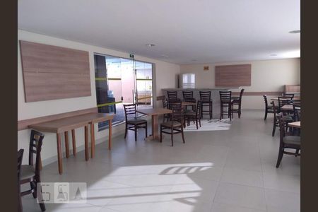 Apartamento à venda com 62m², 3 quartos e 1 vagasalao de festas