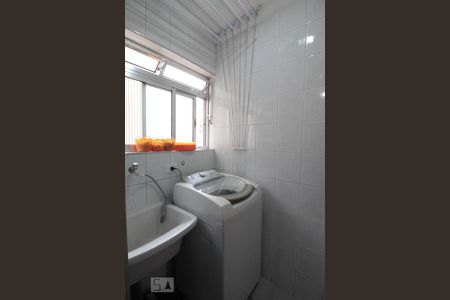 Apartamento à venda com 62m², 3 quartos e 1 vagaarea de serviço