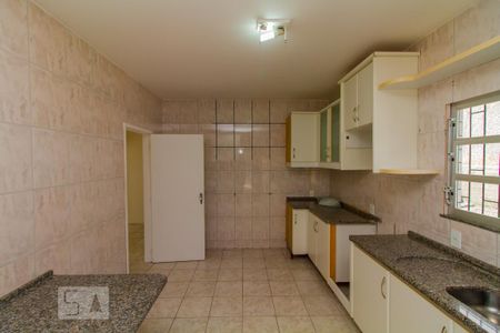 Casa para alugar com 115m², 3 quartos e 3 vagas Casa para alugar com 115m², 3 quartos e 3 vagasCozinha