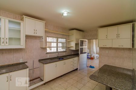 Casa para alugar com 115m², 3 quartos e 3 vagas Casa para alugar com 115m², 3 quartos e 3 vagasCozinha