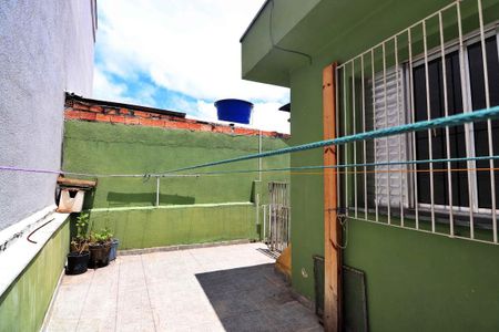Casa à venda com 196m², 3 quartos e 3 vagasQuintal