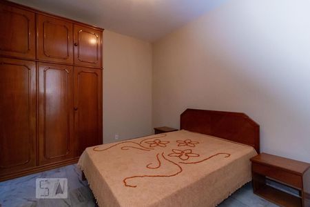 Casa à venda com 100m², 3 quartos e 4 vagasQuarto 1