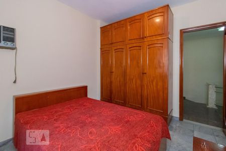 Casa à venda com 100m², 3 quartos e 4 vagasQuarto 2
