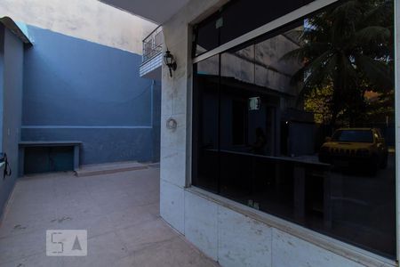Casa à venda com 100m², 3 quartos e 4 vagasVaranda do Quintal