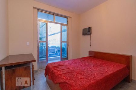 Casa à venda com 100m², 3 quartos e 4 vagasQuarto 2