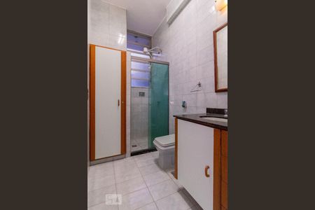 Casa à venda com 100m², 3 quartos e 4 vagasBanheiro Social 2