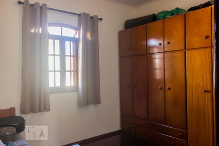 Casa à venda com 141m², 3 quartos e 3 vagas Casa à venda com 141m², 3 quartos e 3 vagasQuarto 2