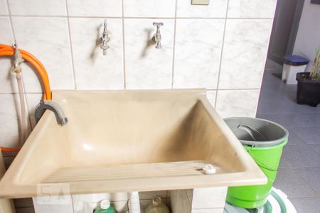 Casa à venda com 141m², 3 quartos e 3 vagas Casa à venda com 141m², 3 quartos e 3 vagasTanque