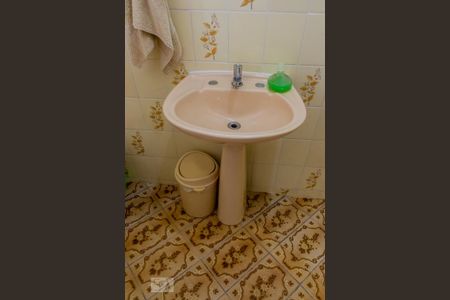 Pia de casa à venda com 3 quartos, 141m² em Vila Francisco Matarazzo, Santo André