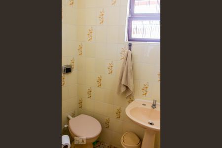 Lavabo de casa para alugar com 3 quartos, 141m² em Vila Francisco Matarazzo, Santo André