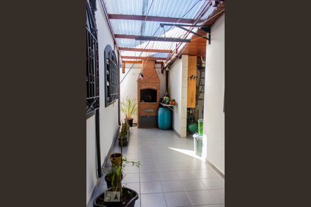 Casa à venda com 141m², 3 quartos e 3 vagas Casa à venda com 141m², 3 quartos e 3 vagasQuintal