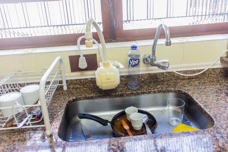 Casa à venda com 141m², 3 quartos e 3 vagas Casa à venda com 141m², 3 quartos e 3 vagasPia