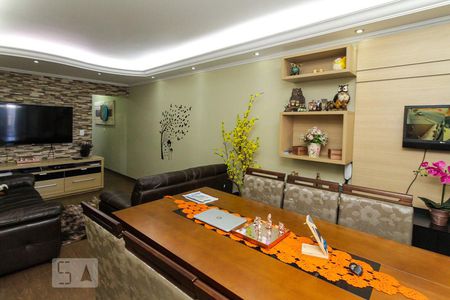 Sala de casa à venda com 4 quartos, 260m² em Vila Bela, São Paulo