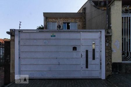 Casa à venda com 260m², 4 quartos e 3 vagasFachada