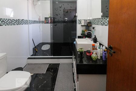 Casa à venda com 260m², 4 quartos e 3 vagasBanheiro da Suite