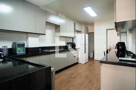 Apartamento à venda com 110m², 2 quartos e 1 vagaCozinha