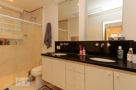 Apartamento à venda com 75m², 2 quartos e sem vaga Apartamento à venda com 75m², 2 quartos e sem vagaSuíte