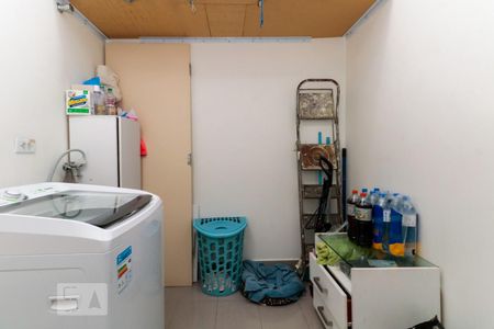 Apartamento à venda com 75m², 2 quartos e sem vaga Apartamento à venda com 75m², 2 quartos e sem vagaÁrea de serviço