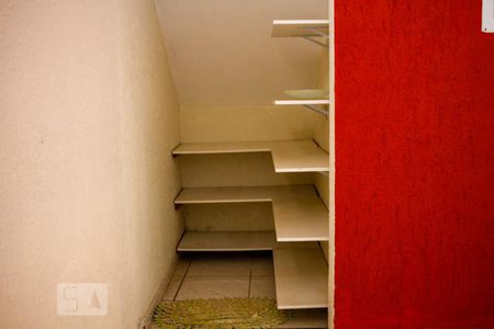 Casa para alugar com 60m², 2 quartos e 1 vagaCozinha - Armários