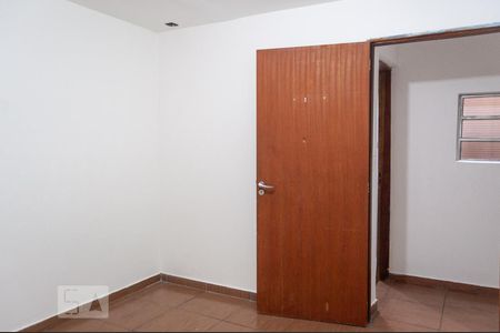 Casa para alugar com 95m², 3 quartos e 2 vagasQuarto 2