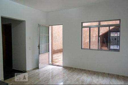 Sala/Cozinha de casa para alugar com 3 quartos, 95m² em Jardim Vila Formosa, São Paulo