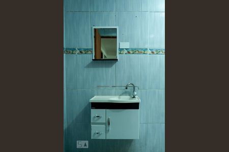 Casa para alugar com 95m², 3 quartos e 2 vagasBanheiro 2