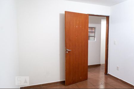 Casa para alugar com 95m², 3 quartos e 2 vagasQuarto 2