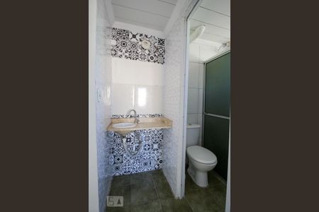 Apartamento à venda com 51m², 2 quartos e 1 vaga Apartamento à venda com 51m², 2 quartos e 1 vagaBanheiro