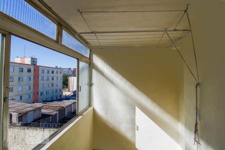 Apartamento à venda com 51m², 2 quartos e 1 vaga Apartamento à venda com 51m², 2 quartos e 1 vagaLavanderia Varal