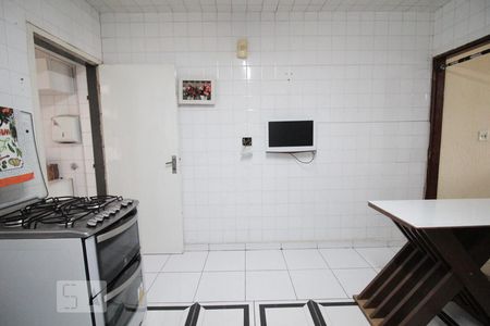 Casa à venda com 80m², 3 quartos e 1 vagacozinha